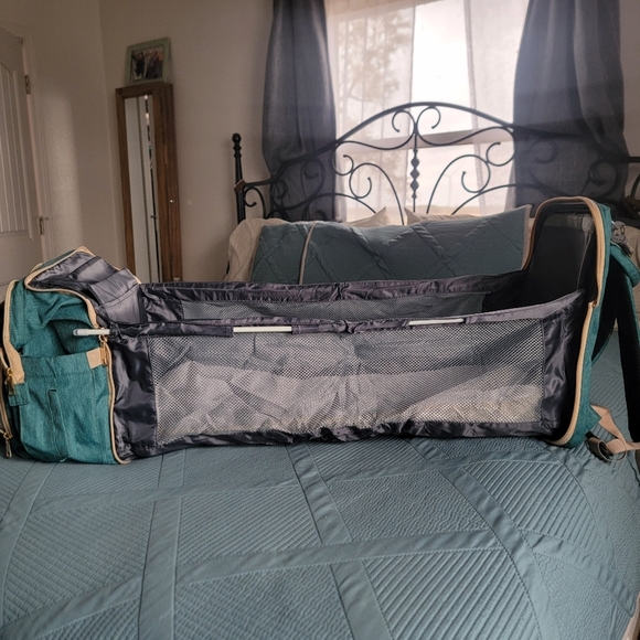 Green Diaper Bag with Bed - Picture 9 of 12